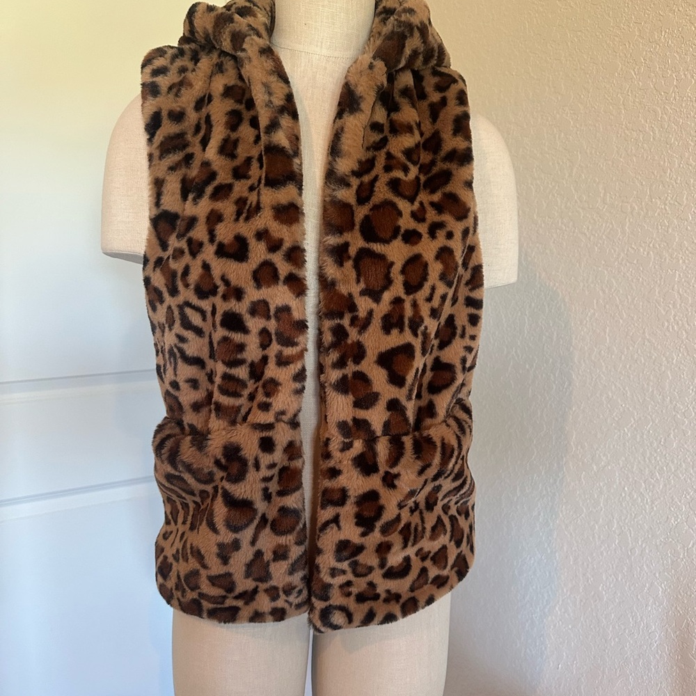 Love Tree Animal Print Faux Fur Vest